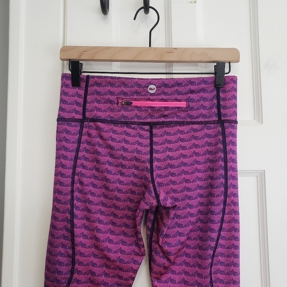 Vineyard Vines Whale Tail Crop Leggings - Picture 6 of 8